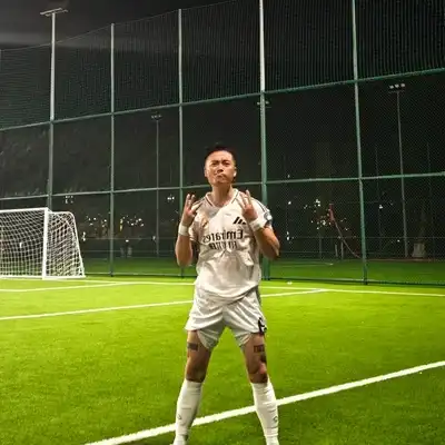 梁旭美
